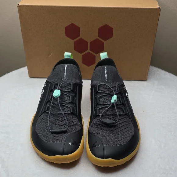 Vivo Barefoot Black and Tan Men's Shoes - Picture 2 of 12